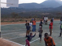gerealiseerd basketbalveld 02